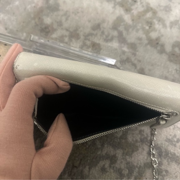 Prada Wallet with unbranded chain - Picture 12 of 16